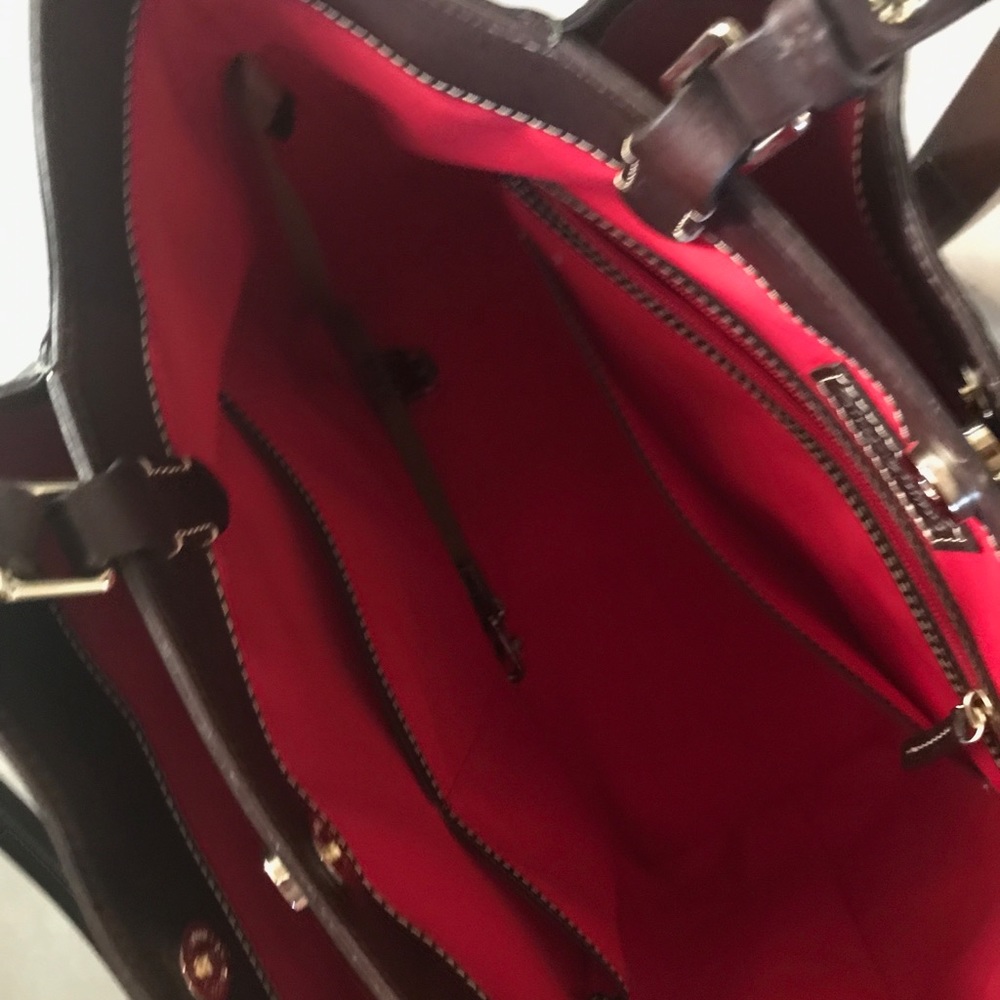 Totes - Picture 3 of 3